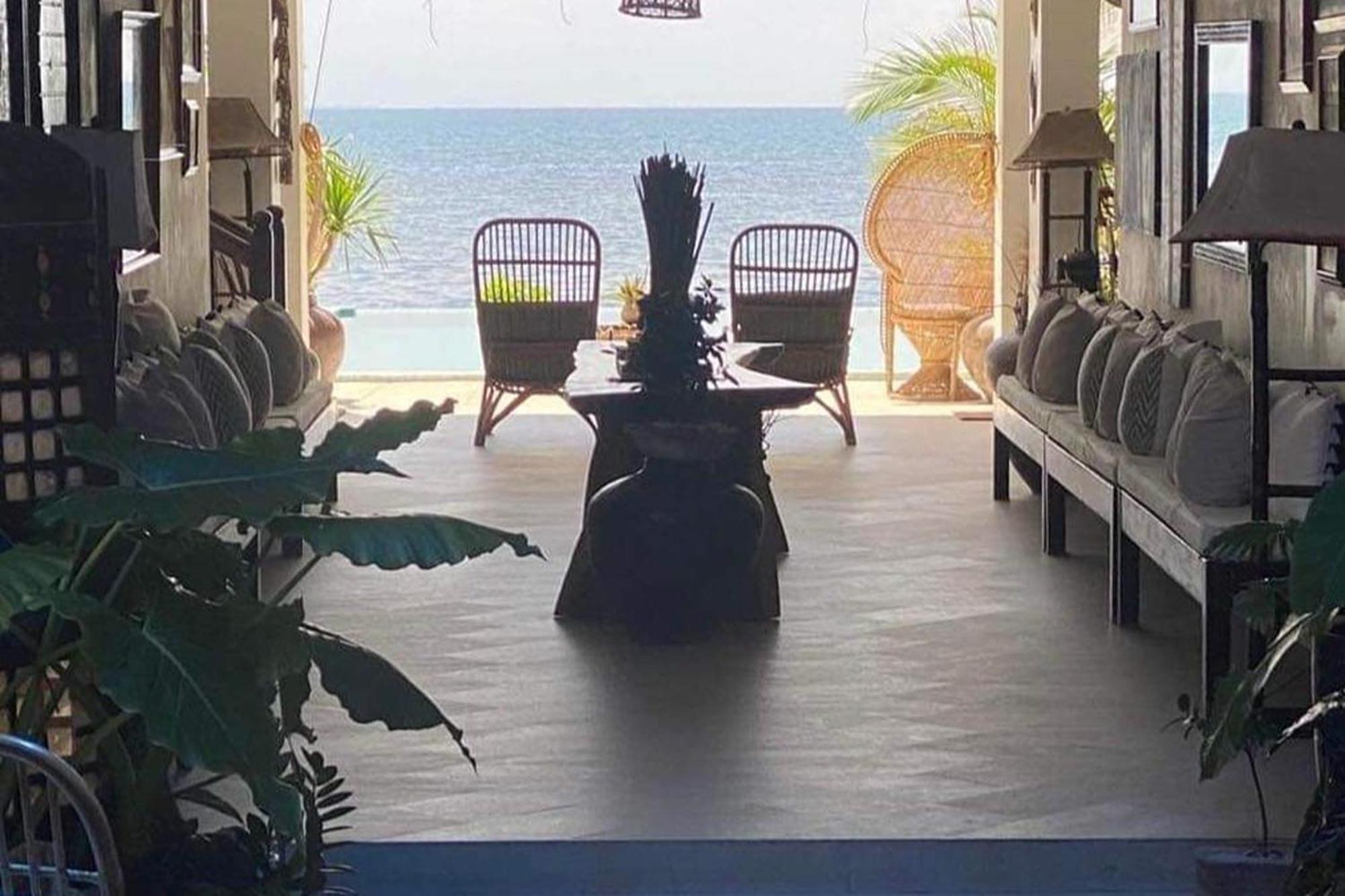 Sirom Beach House Tambobong Eksteriør bilde